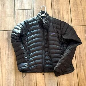 Patagonia jacket, barely worn, size small.